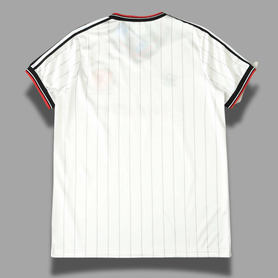 MNU Away 1983 Retro
