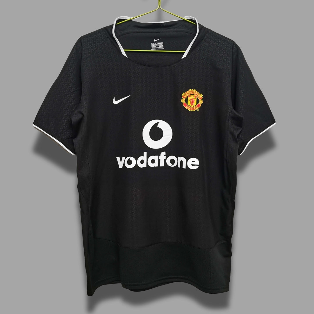 MNU Away 2003-04 Retro