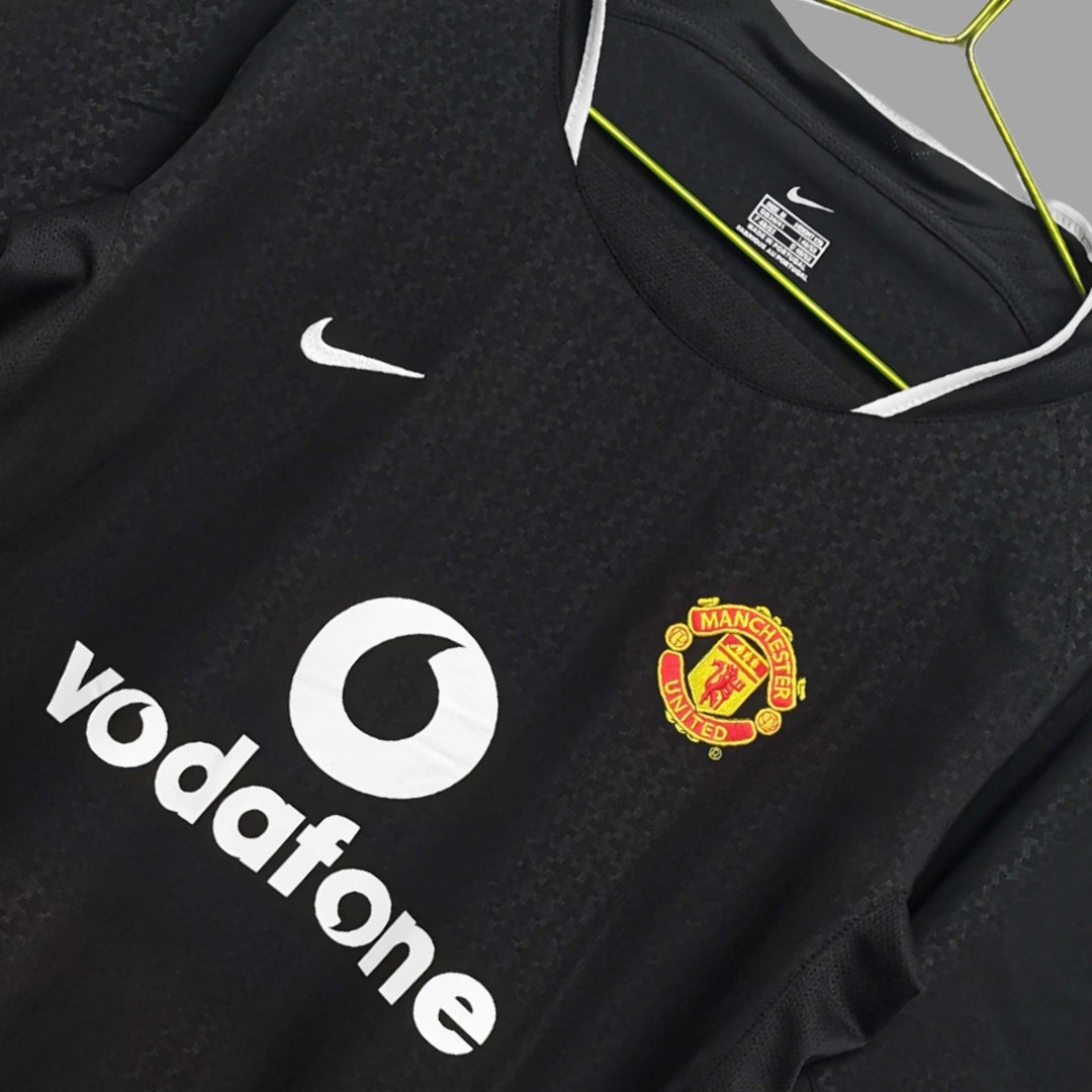 MNU Away 2003-04 Retro