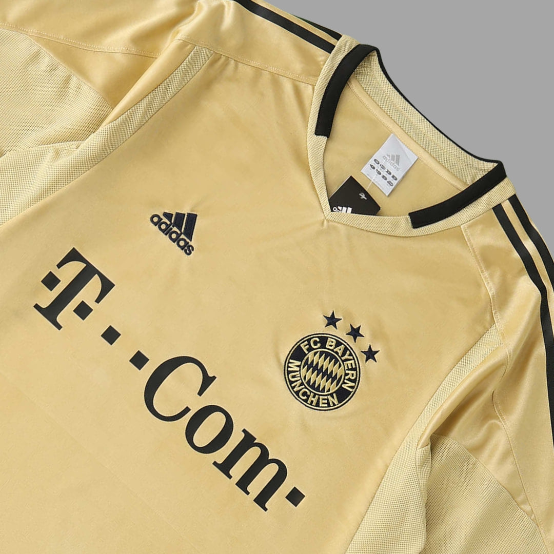 BAYM Away 2004-05 Retro