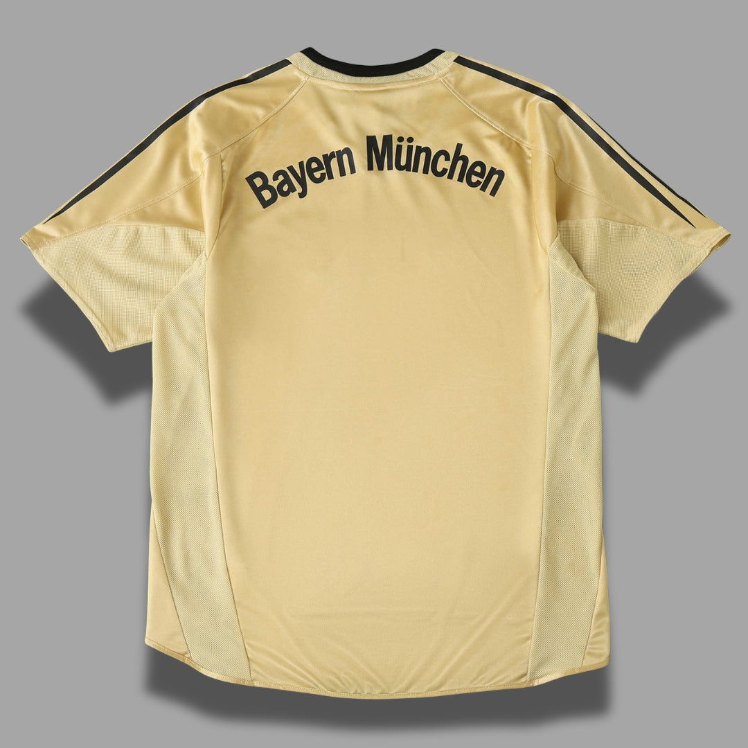 BAYM Away 2004-05 Retro