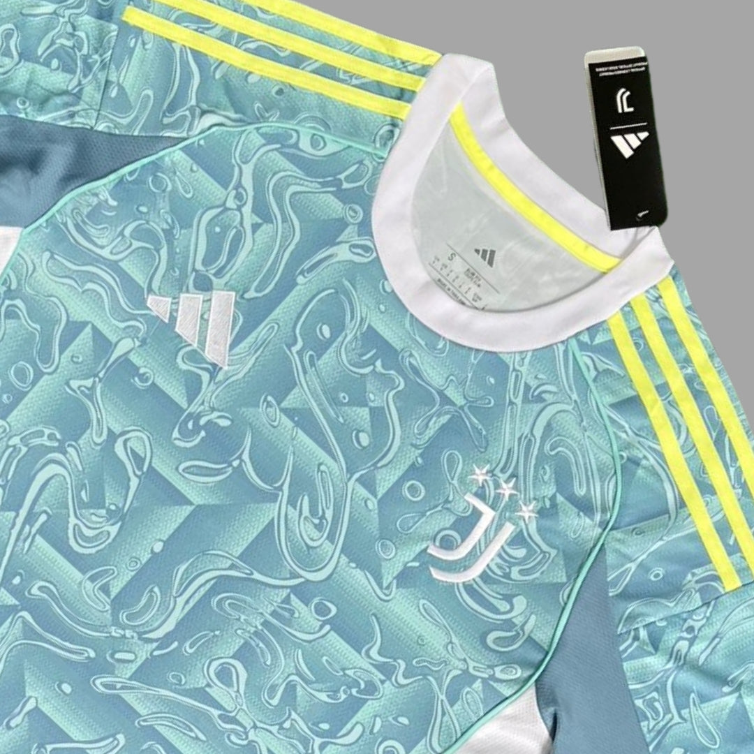 JUV Away 25-26 Fan Version